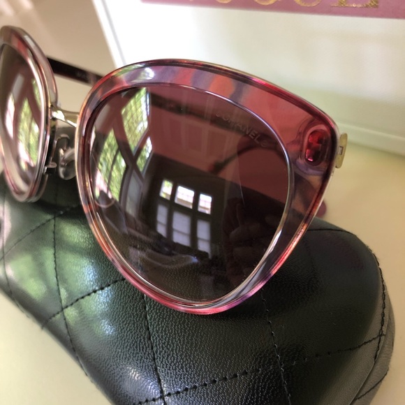 Chanel Pink/Purple Printed Cat Eye Sunglasses - Picture 11 of 15